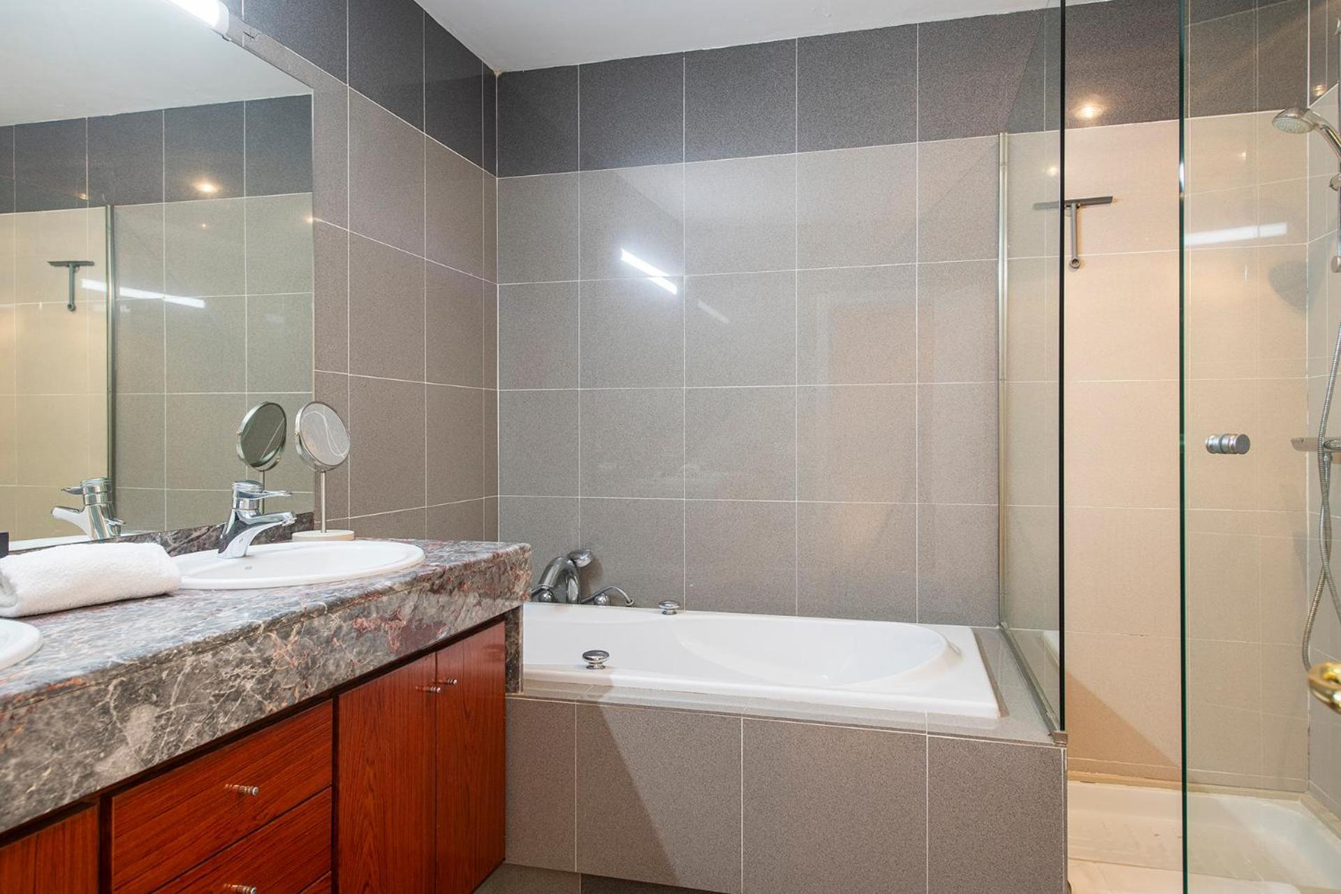 Sleep & Stay Luxury Top Floor Apt With Terrace Gerona Exterior foto